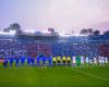 Les fans de Cruz Azul rendent hommage à Paco Villa en scandant son nom après une minute d’applaudissements