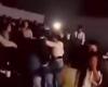 Une violente bagarre entre deux femmes a été enregistrée en vidéo dans une salle de cinéma de Pasto